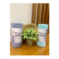 Pratik Temizlik ve Estetik Dekorasyon 3’lü Set: İndigo & Turkuaz Rulo Bez ve Modern Saksılı Çiçek