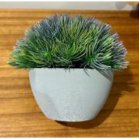 Premium Minimal Beton Görünümlü Saksı – Mor Çiçekli Yapay Bitkili | 1 Adet